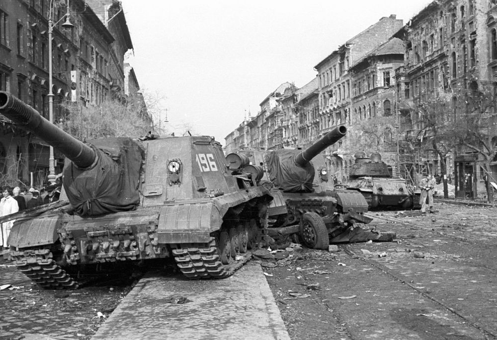 Rok 1956 – cezúra dejín stredovýchodnej Európy