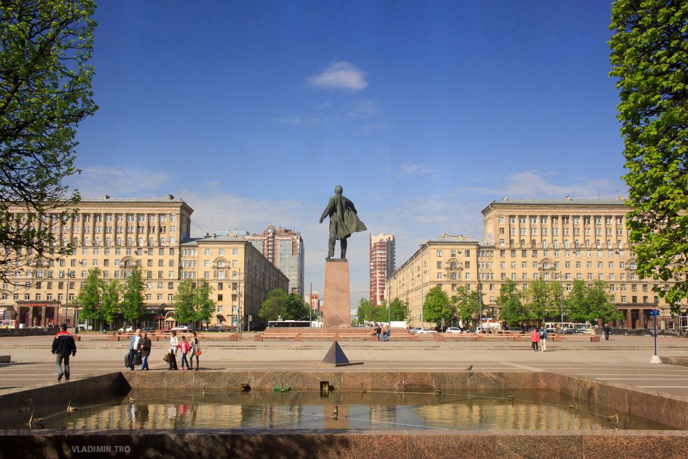 Russia redefines history