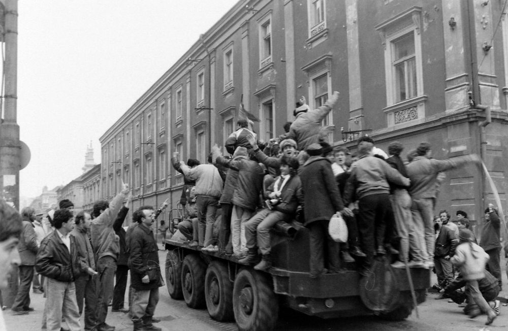The Autumn of Nations – 25 years later: Brendan Peter Simms