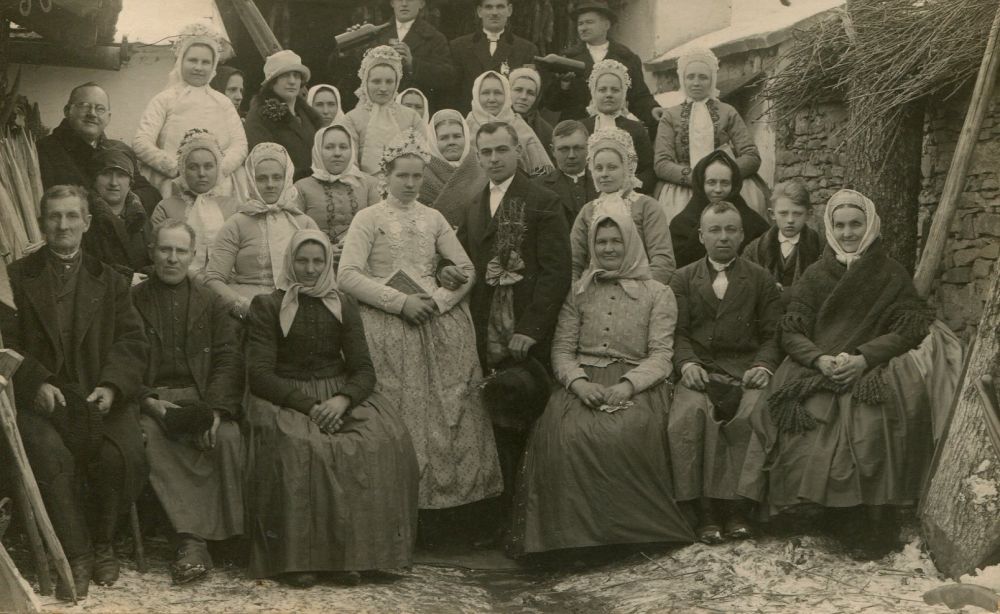 Wedding in Skalica, approx 1930-1935.  Photograph from the personal archive of Mrs. Horvathova (scanned on 14 July 2018 in Skalica, Slovakia)