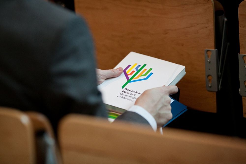 Conference Report: Genealogies of Memory in Central and Eastern Europe: Theories and Methods