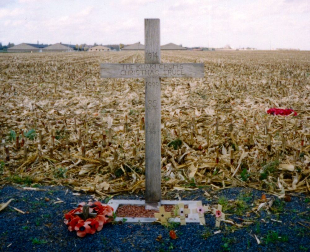 The Christmas Truce of 1914 – Remembered in 2005. The staging of European similarities in the movie Merry Christmas – Joyeux Noël