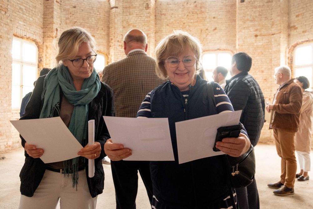 Genealogies of Memory 2024: Gentry, Nobility and Aristocracy: the Post-Feudal Perspectives. Trip to Polish landed gentry manor houses: Guzów – Sokule – Radonie. Photo by Jan Prosiński