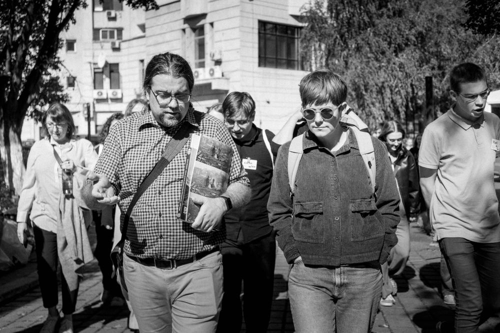 Guided tour through Bucharest with Lucian Vasile. | Photo by Jan Prosiński