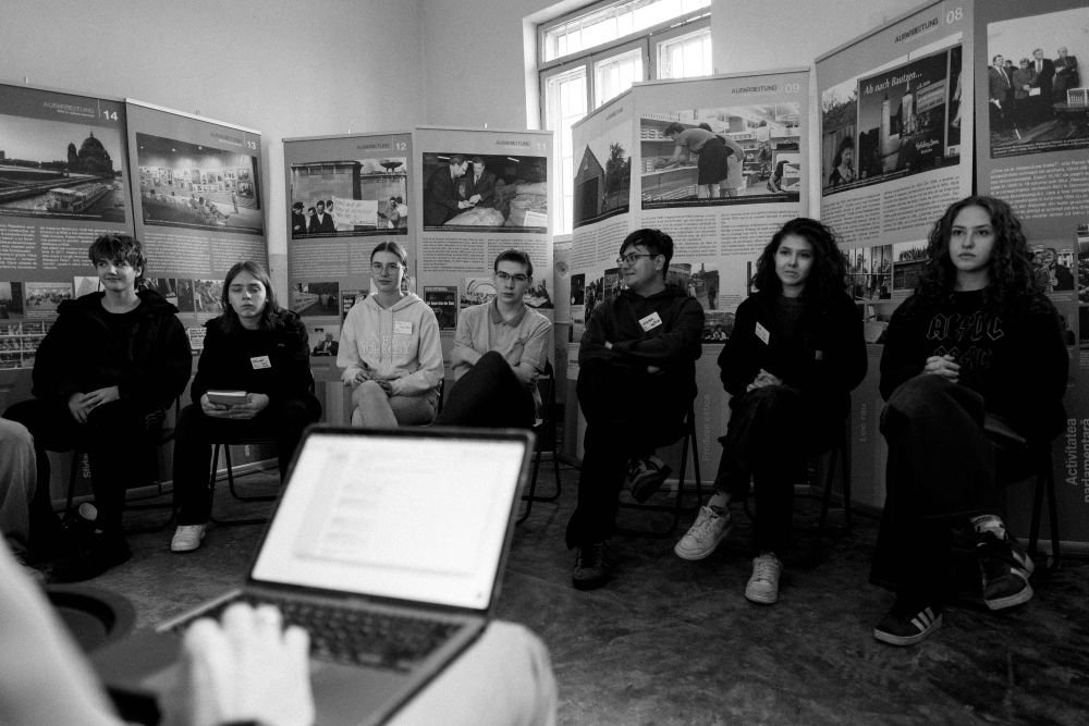 Vocal workshop with Sean Palmer. | Photo by Jan Prosiński