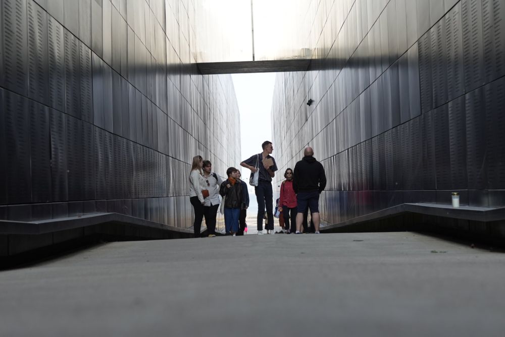 Visit to the Victims of Communism Memorial, Tallinn. Photo: Marko Poolamets