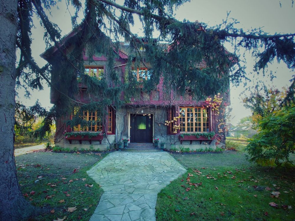 Paris Kultura Foundation (Maison-Laffitte, France)