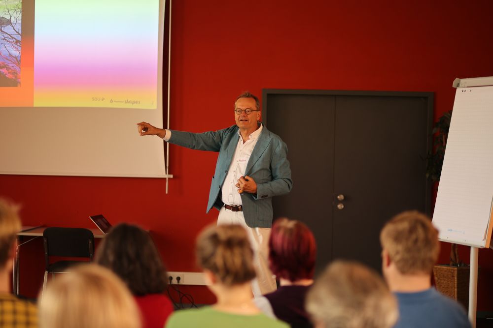 B-SHAPES Summer School for Educators 2025 in Zgorzelec, Poland / Görlitz, Germany. Photo by Paweł Uchorczak.