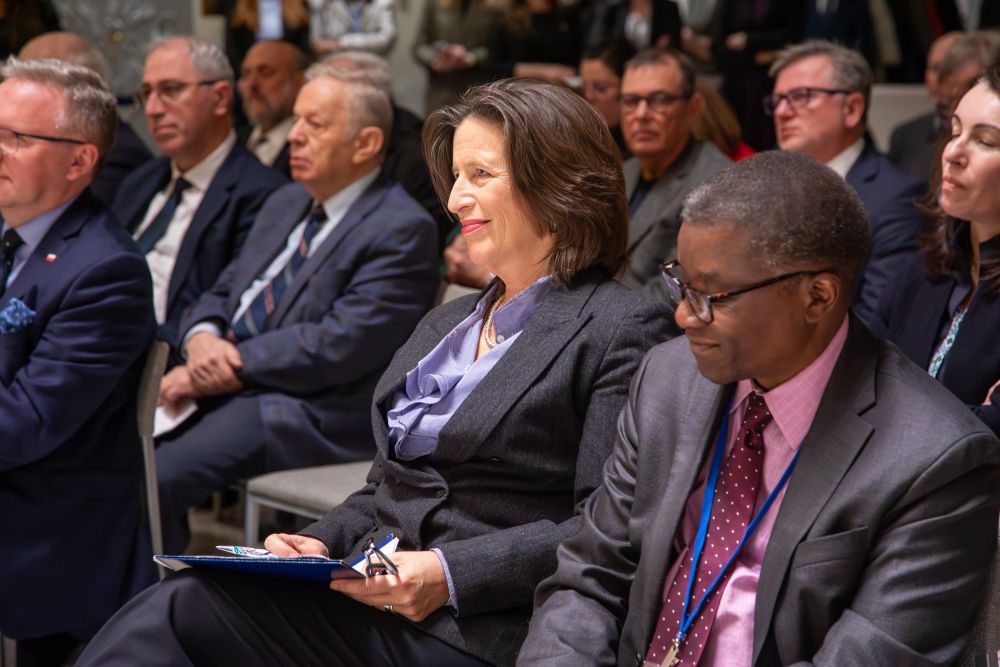 Between Life and Death 2026 in New York CIty, USA. Photo by Ania Fedisz.