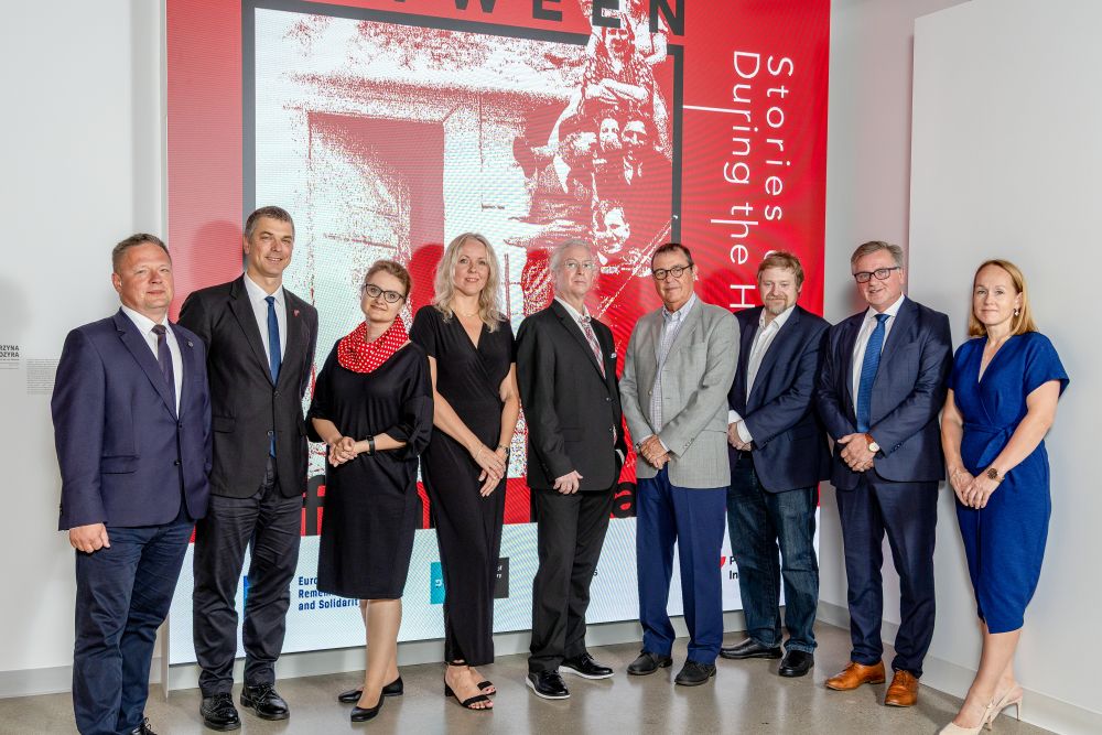 “Memory in Transition” Seminar and “Between Life and Death” Exhibition in New York, September 2026. Photo by Anna Fedisz