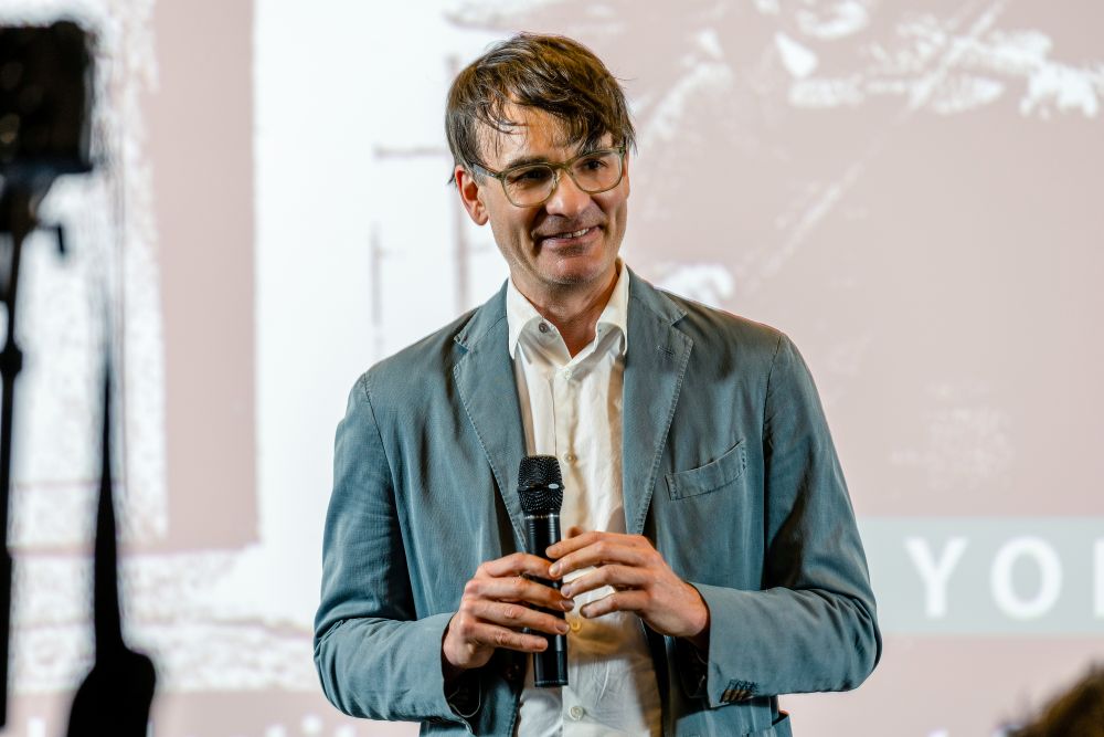 “Memory in Transition” Seminar and “Between Life and Death” Exhibition in New York, September 2026. Photo by Anna Fedisz