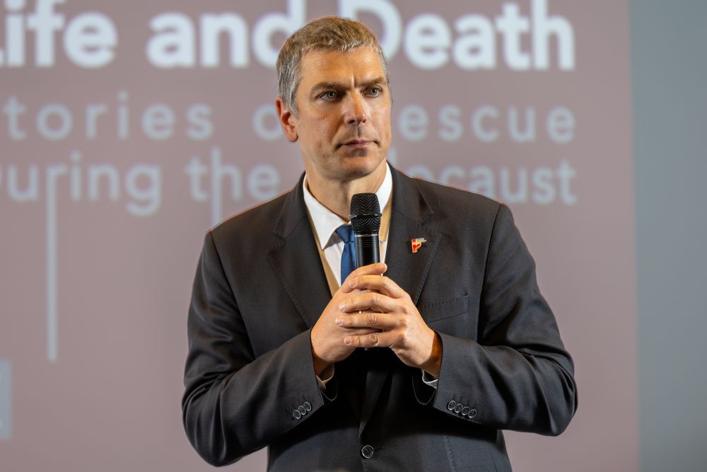 “Memory in Transition” Seminar and “Between Life and Death” Exhibition in New York, September 2026. Photo by Anna Fedisz
