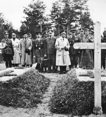cover image of Article about the Katyn Massacre by Prof. Wojciech Materski
