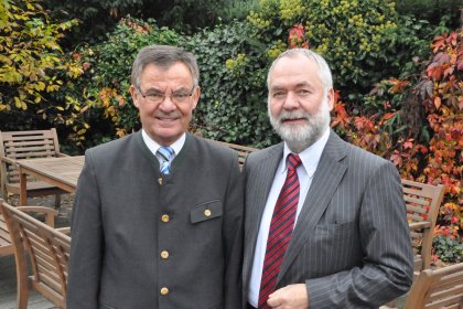 cover image of Markus Meckel – new President of the German War Graves Commission