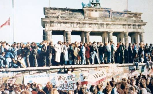 Photo of the publication 3 October 1990 - Reunification of Germany