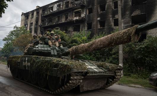 Rethinking and Remaking Memory in a Time of War - photo 3