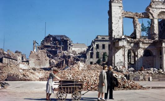 Photo of the publication The end of the war and the beginning of contemporary Europe
