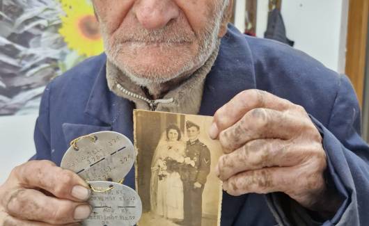 The Forgotten Photograph: A Boy, Eight Soldiers, and a Ruthless War - photo 3