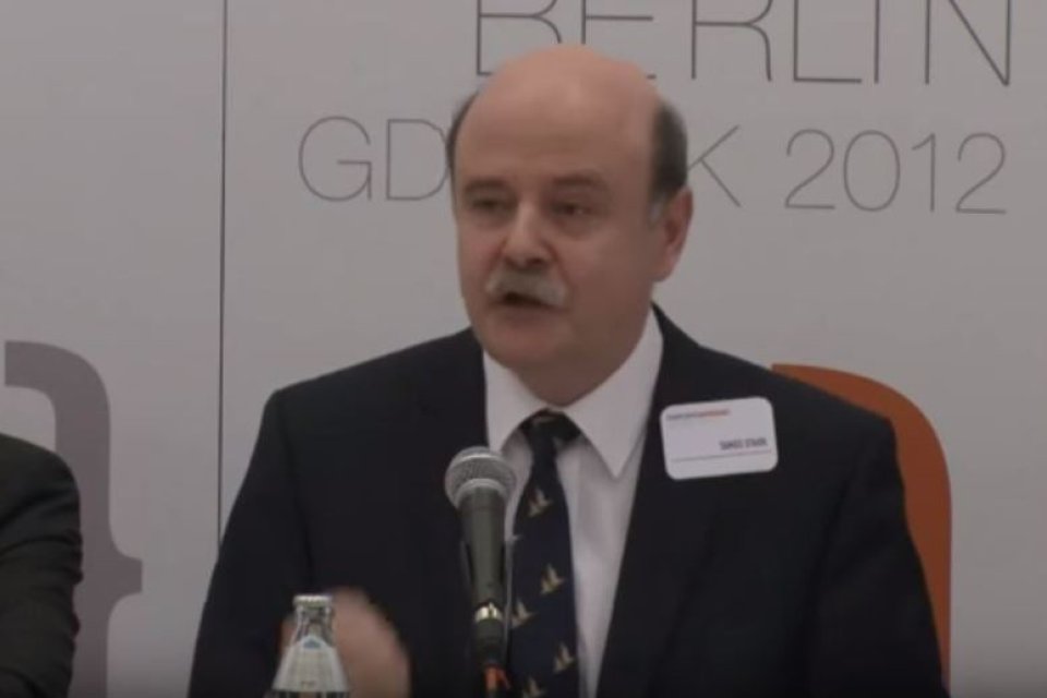 Photo of the publication Tamás Starks introduction to a panel about the remembrance of the totalitarian regimes