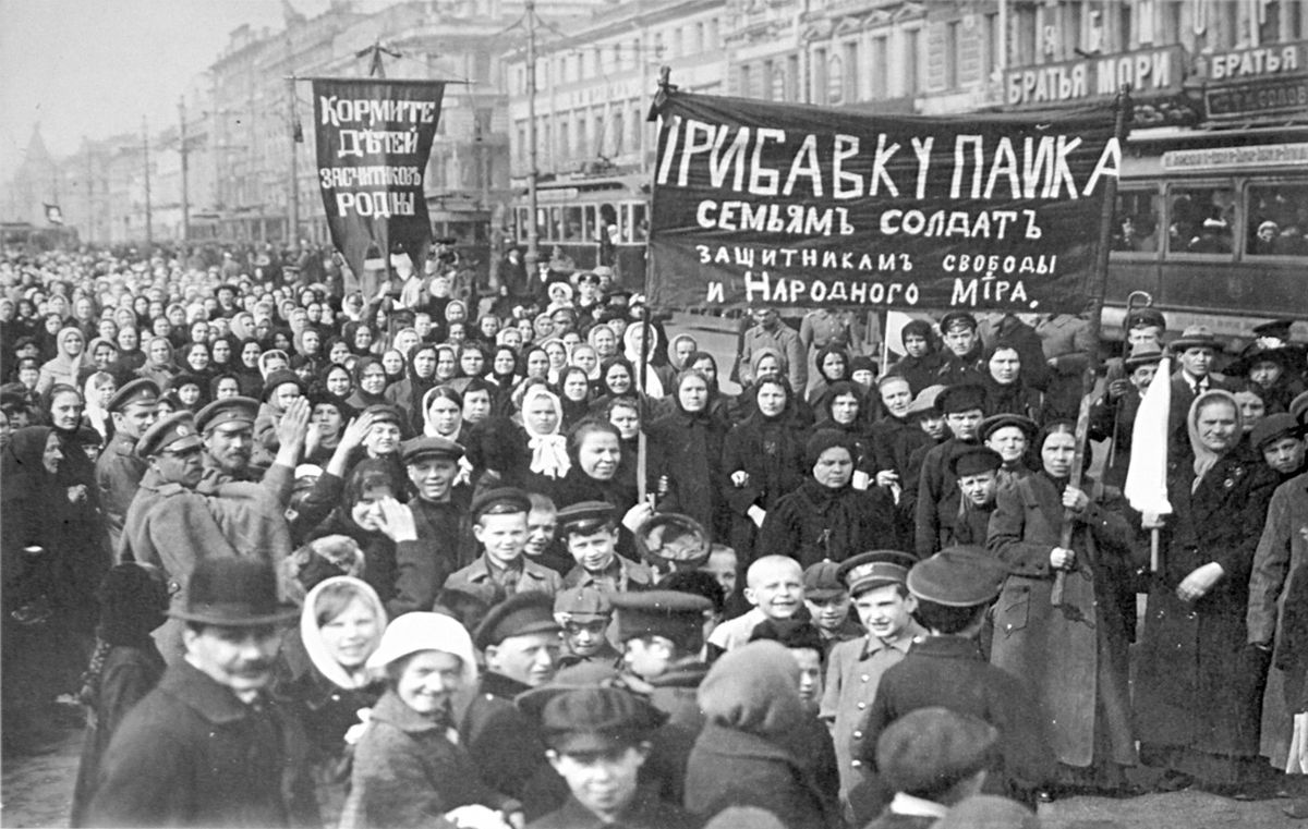 A demonstration of workers from the Putilov plant in Petrograd (modern day St. Peterburg), Russia, during the February Revolution.  Source: State museum of political history of Russia / Wikimedia