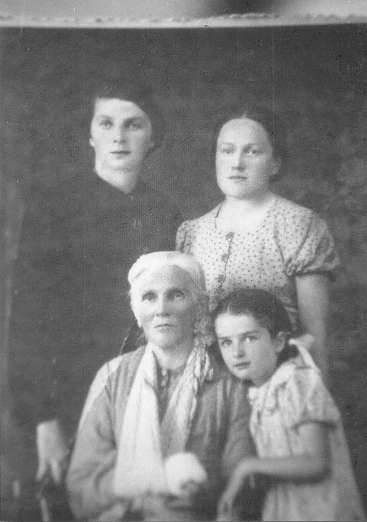 Carol Elias: My mother with my great-grandmother and grandmother