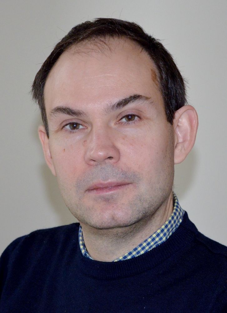 Profile image of Dr Péter Apor